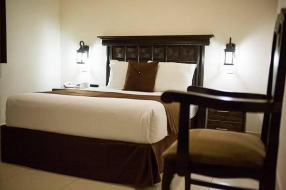 Hotel Go Inn Монклова Екстериор снимка